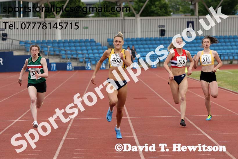 Womens under-20s 200 metres, Northern Senior and Under-20s Champs., Sports City, Manchester. Photo: David T. Hewitson/Sports for All Pics